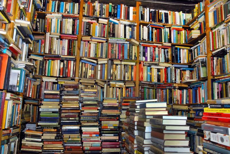 5 must-read books for Pakistanis