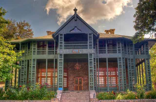 The Historical Premises Of The Ziarat Residency