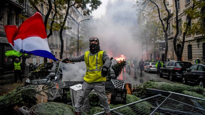 French president's green tax and the rise of Yellow Vests