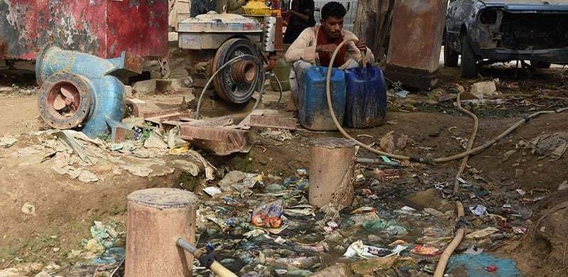 Pakistanis Believe Karachi Is The Dirtiest City In The Country: Survey