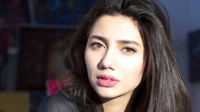 Most Popular Pakistani Actresses On Instagram