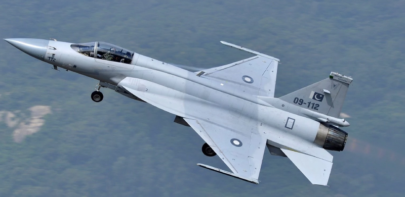 Pakistan Successfully Test-Fires Long Range Missiles From JF-17 Thunder