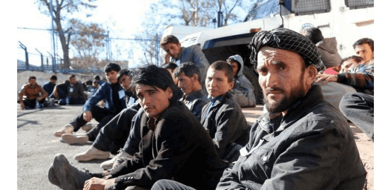 Afghan Refugees Laud PM Khan For Allowing Them To Open Bank Accounts