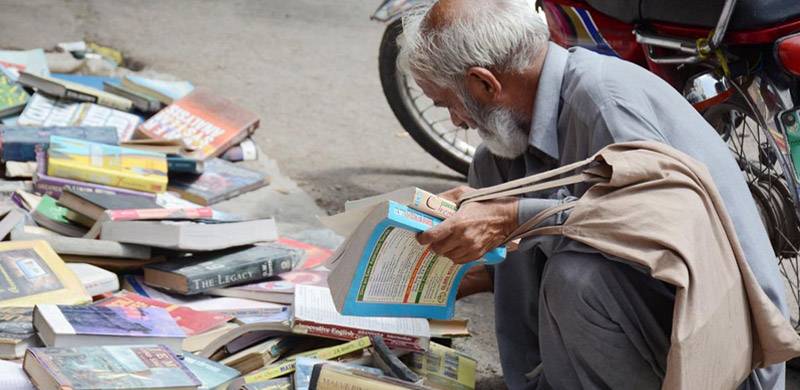 3 Out Of 4 Students In Pakistan Never Read A Book Other Than University Course. Only 9 Percent Are Avid Readers