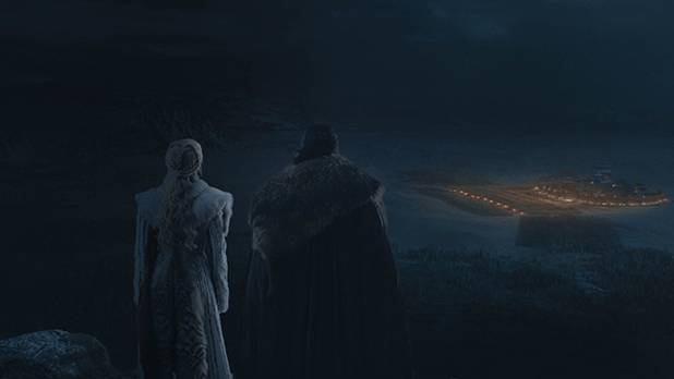 New Game of Thrones Pictures Show Dany And Jon Waiting For The Night King