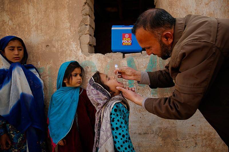 Rumours Sabotage Anti-Polio Drive as Hundreds of Thousands Refuse to Immunize Their Children
