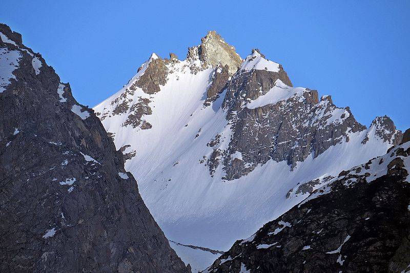 Group Of Italian And Local Climbers Rescued By Pakistani Military From Hindu-Kush