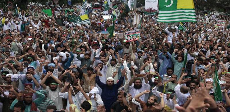 JKLF Rejects PM Imran’s Request To Not Cross LOC