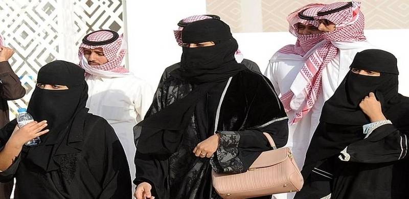 Against Conservative Customs, Saudi Arabia Allows Foreign Men And Women To Share Rooms