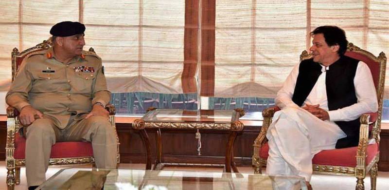 PM Imran Says Proud Of General Bajwa, Praises His 'Democratic Nature'