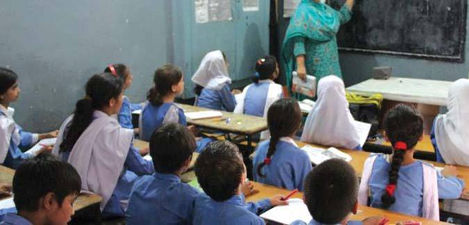 Here's How Pakistani Teachers Brainwash Their Students