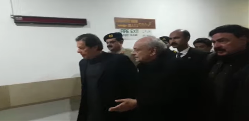 Did PM Imran Get Scared After Forgetting His Way Into The Parliament?