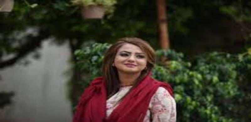 Maiza Hameed Shows Up At PTI's Parliamentary Party Meeting By Mistake