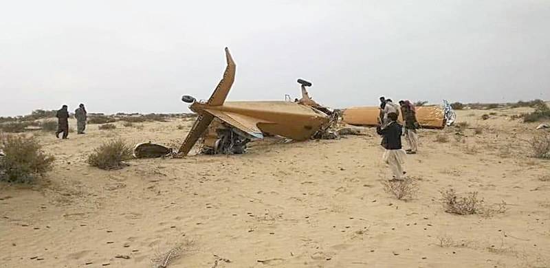 Two Killed As Plane Spraying Anti-Locust Pesticide Crashes