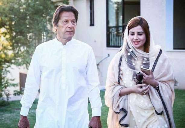 Zartaj Gul In Awe Of PM Imran’s 'Killer Smile'