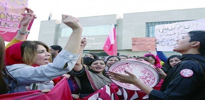 Aurat Azadi March: Women Chanted Slogans Of Freedom As Extremists Attacked Them