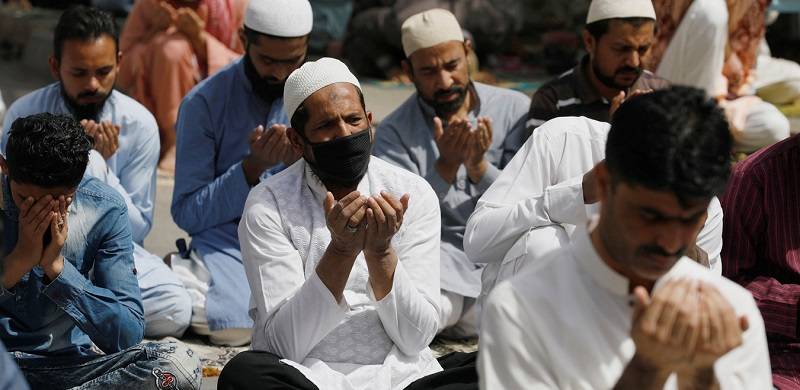 Editorial | Religious Leaders Should Stop Undermining Pakistan's Struggle Against Coronavirus