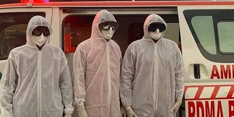11 Doctors Who Contracted Coronavirus Damage Hospital Property In Muzaffargarh