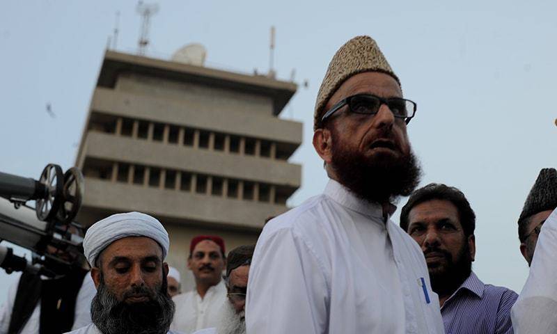 After Forcing Govt To Re-Open Mosques, Mufti Muneeb Says He Will Pray At Home