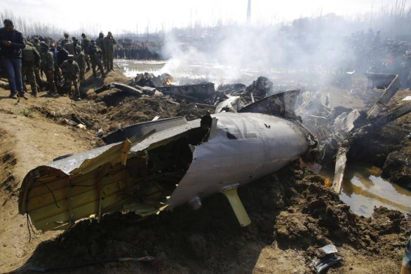 Indian Fighter Jet Crashes 117km Away From Lahore