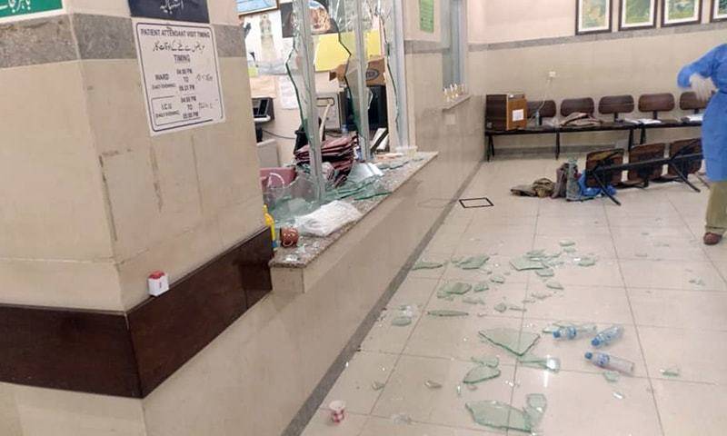 Mob Vandalises JPMC Ward As Admin Refuses To Hand Over Body Of Corona Patient