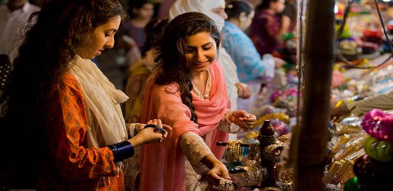 Eid Festivities In Pakistan Darkened By Coronavirus Fears, Plane Crash Tragedy