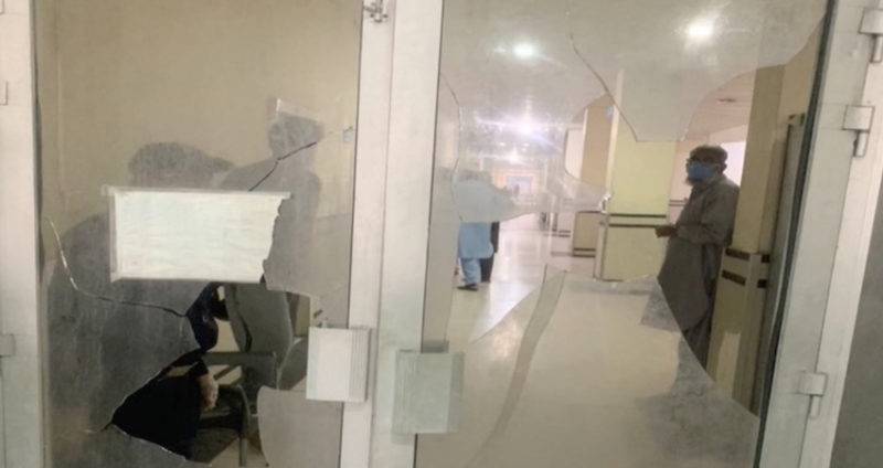 Attendants Of Deceased Coronavirus Patients Attack Doctors In Rawalpindi