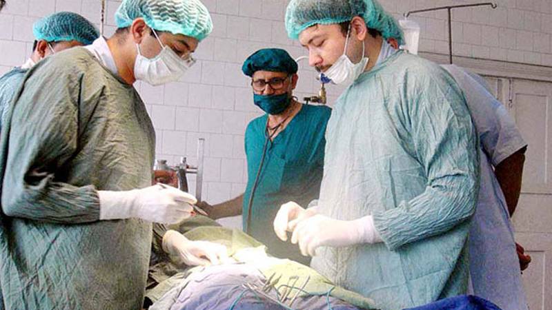 No Ventilator For Corona-Positive Cardiac Surgeon In Lahore As He Fights For Life