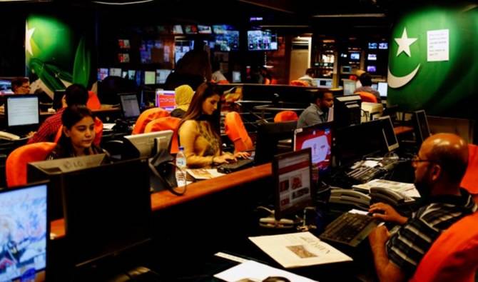 Toxic Work Culture In Pakistani Newsrooms: Journalists Are Finally Speaking Up