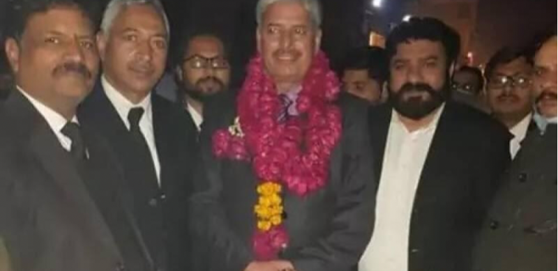 Anti-Govt Lawyers Dominate Pakistan Bar Council Election