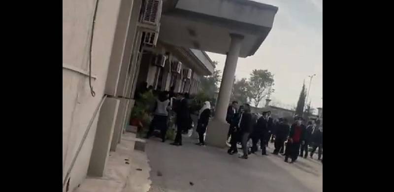 Angry Lawyers Go On Rampage In Islamabad High Court Premises