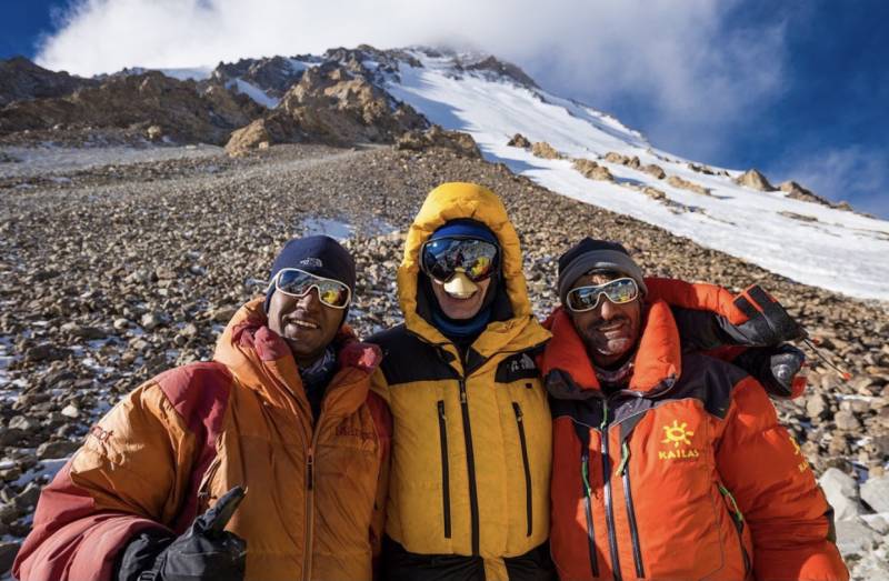 Search For Missing Mountaineers Continues Amid Adverse Weather Conditions