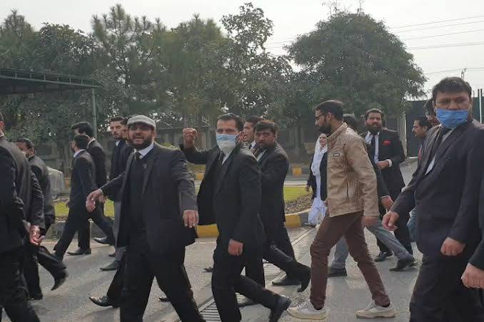 IHC Attack Case: Licences Of 21 Lawyers Suspended