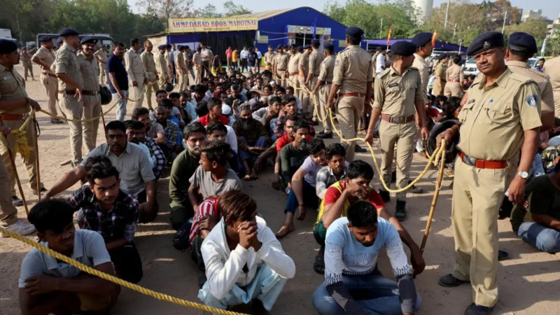 India Accused Of Ethnic Cleansing As Hundreds Of Muslims Forcibly Expelled To Bangladesh