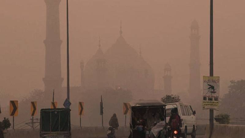 Lahore Gasping For Breath: The City Of Lively Hearts Choked By Smog