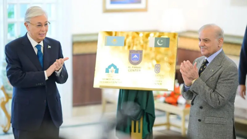 Pakistan, Kazakhstan Commit To Raise Bilateral Trade To $1 Billion