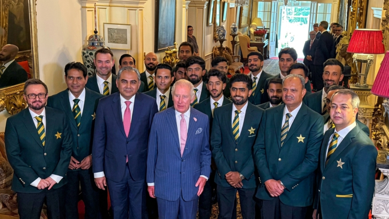 Royal Welcome, Cricketing Turmoil: Pakistan Team Meets King Charles Amid PCB Shake-Up