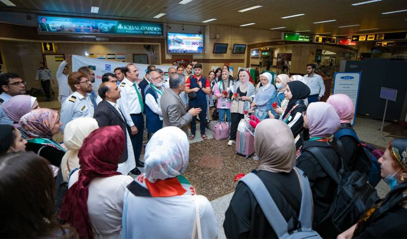 Pakistan Restricts Palestinian Medical Students to Clinical Training