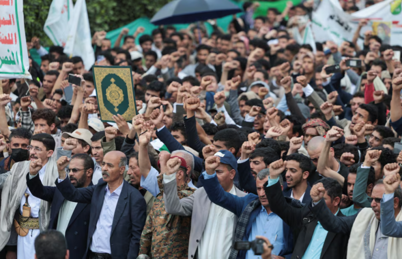 Houthis Attack Four Saudi Cities, Injuring 73 as Middle East War Widens