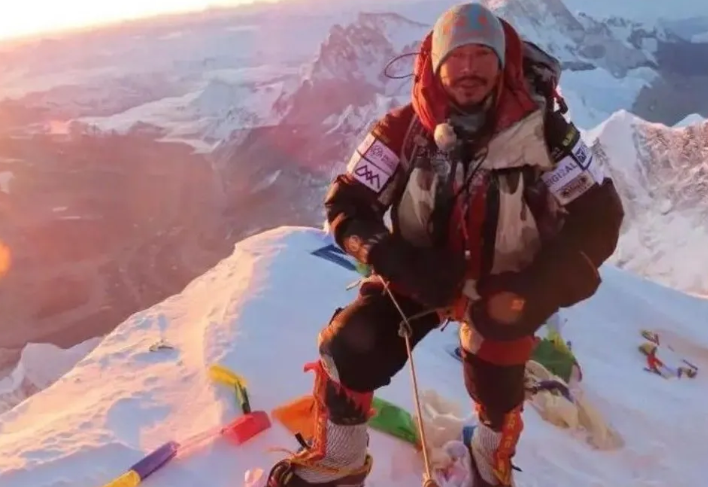 Avalanche Kills Nirmal Purja on Broad Peak as Friends Risk Lives to Bring Climbers Home