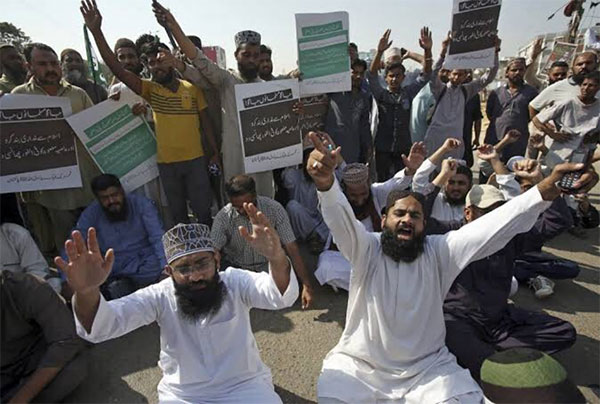 People protesting against Supreme Court’s decision