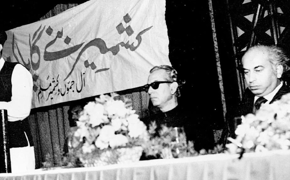 PM Bhutto at a Kashmir seminar.