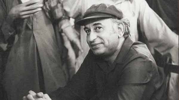 ZA Bhutto wearing kameez-shalwar with his trademark ‘Mao cap.’