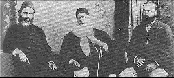 Sir Syed with his sons.